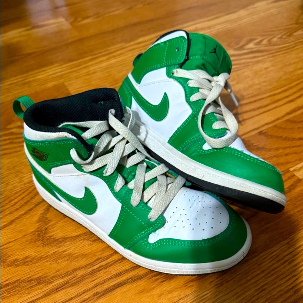 Nike Jordan 1 Mid Lucky Green Youth